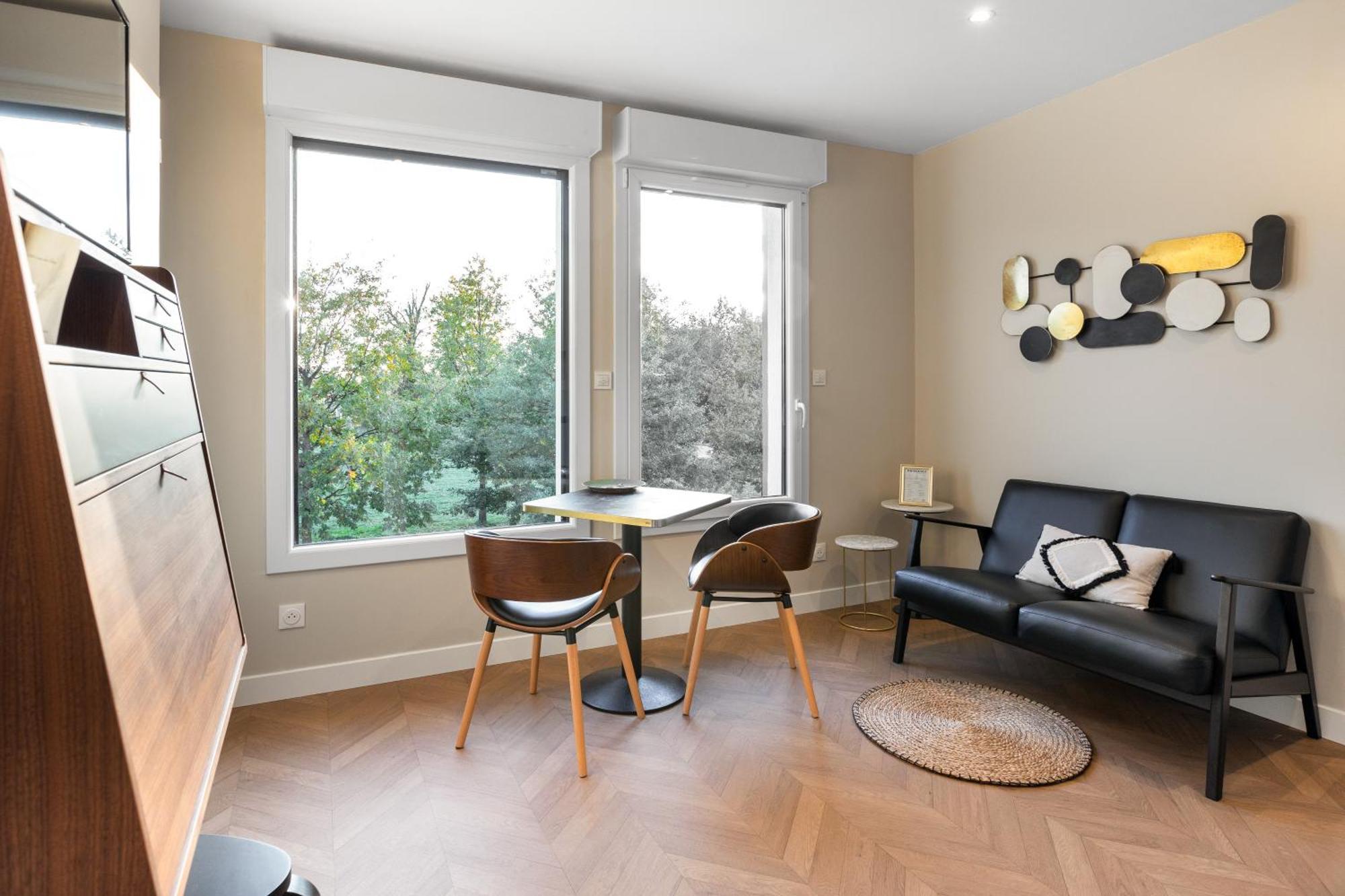 Appart Hotel Coraline - Genas Lyon Eurexpo Exteriör bild