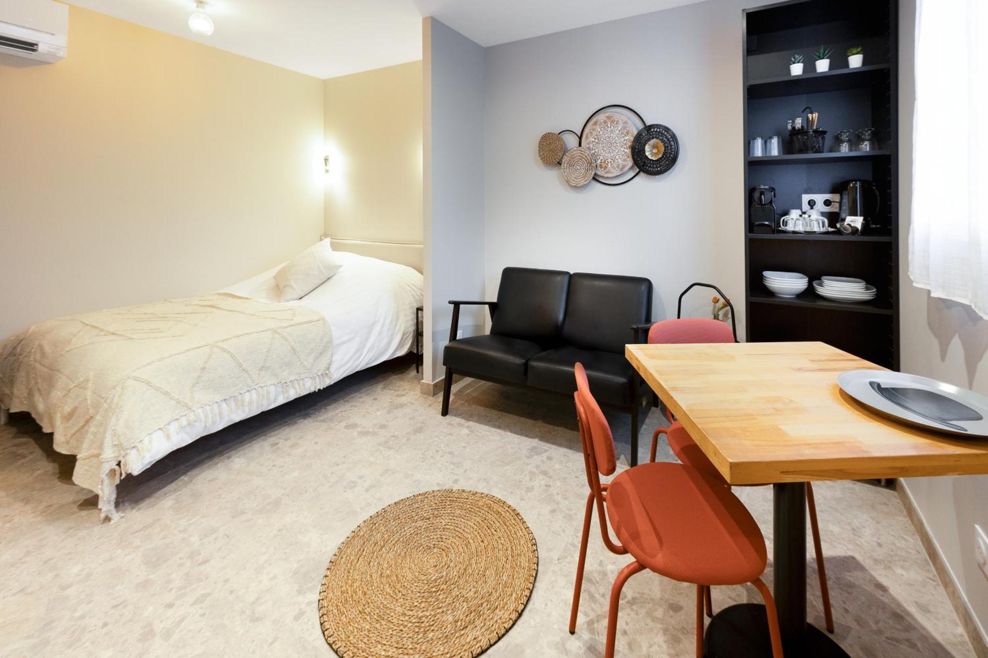 Appart Hotel Coraline - Genas Lyon Eurexpo Exteriör bild