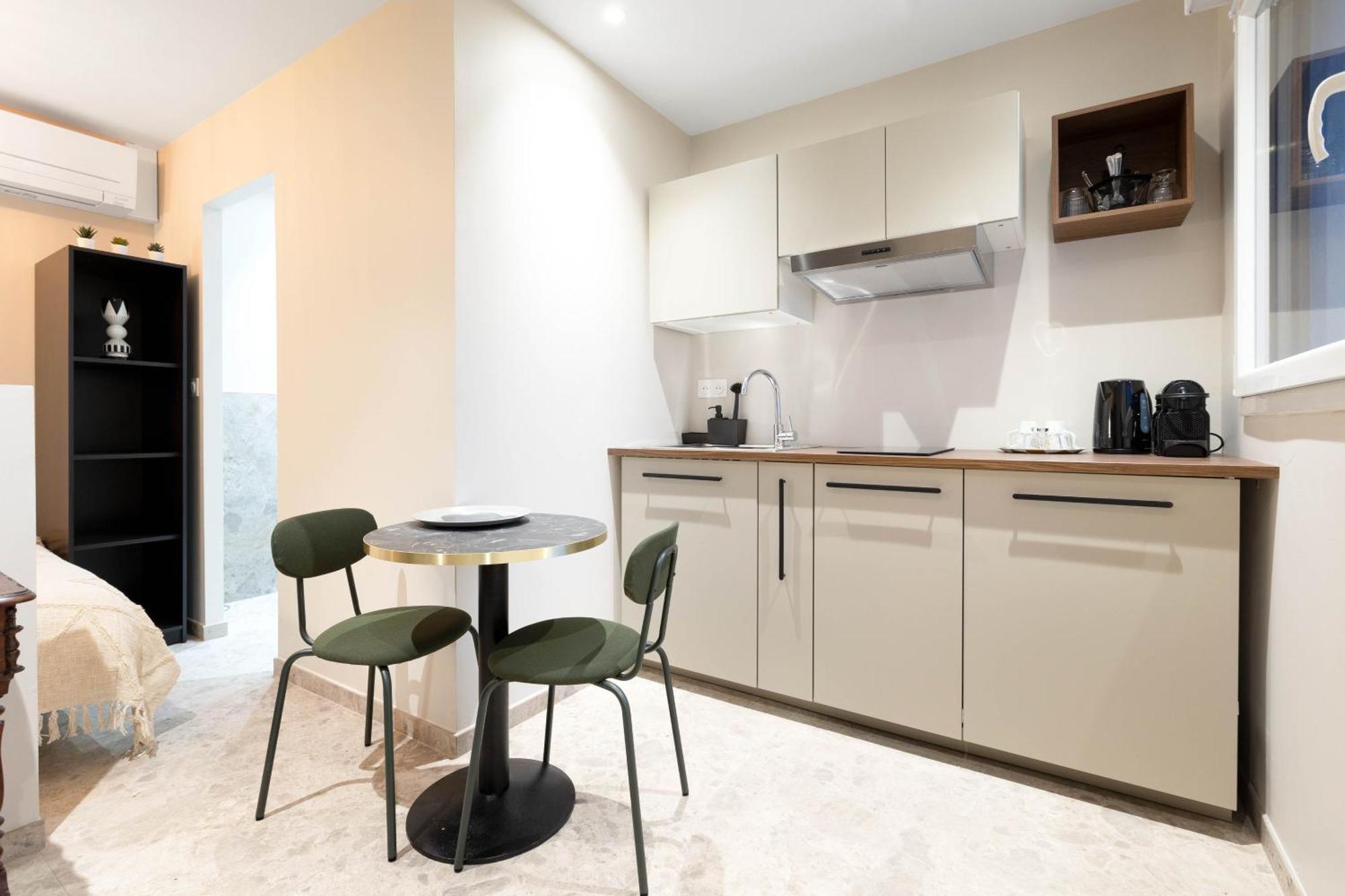 Appart Hotel Coraline - Genas Lyon Eurexpo Exteriör bild