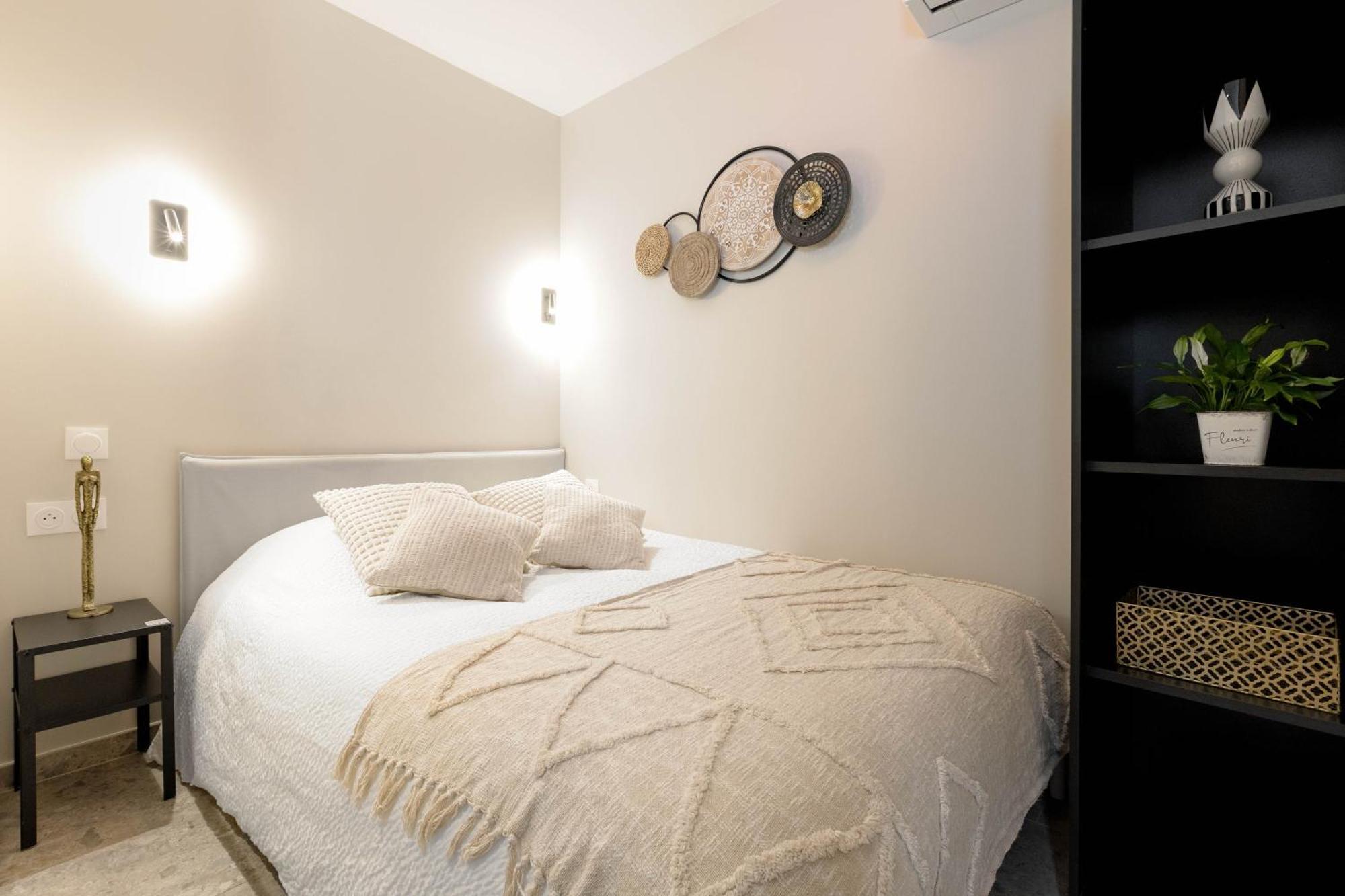 Appart Hotel Coraline - Genas Lyon Eurexpo Exteriör bild